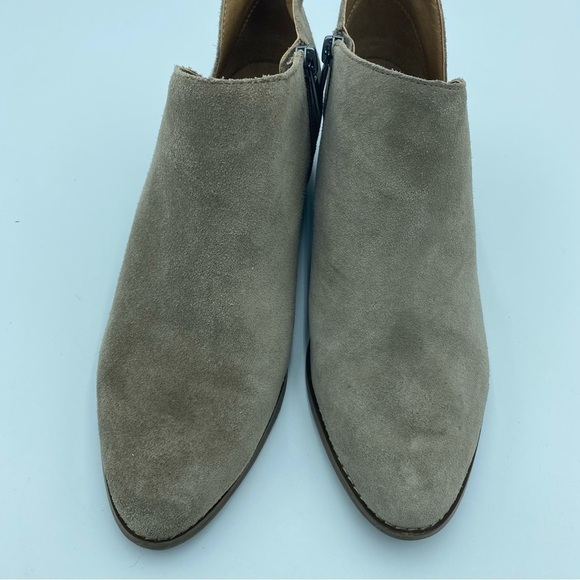 Lucky Brand Tolache Ankle Bootie Suede Leather Cuban Heel Tan Women's Size 10 - Picture 2 of 8